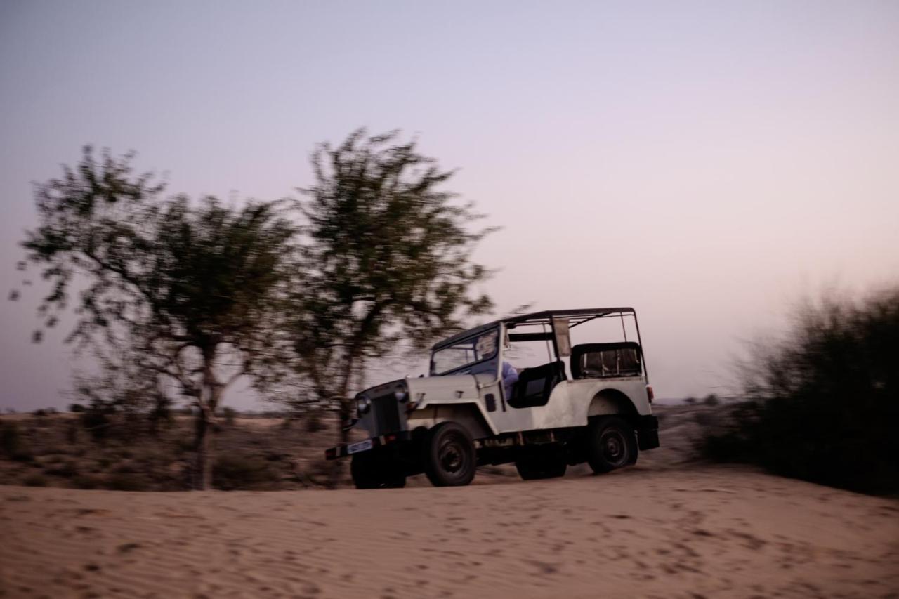 Kaner Retreat - India'S First Desert Botanical Resort Shaitrawa Bagian luar foto